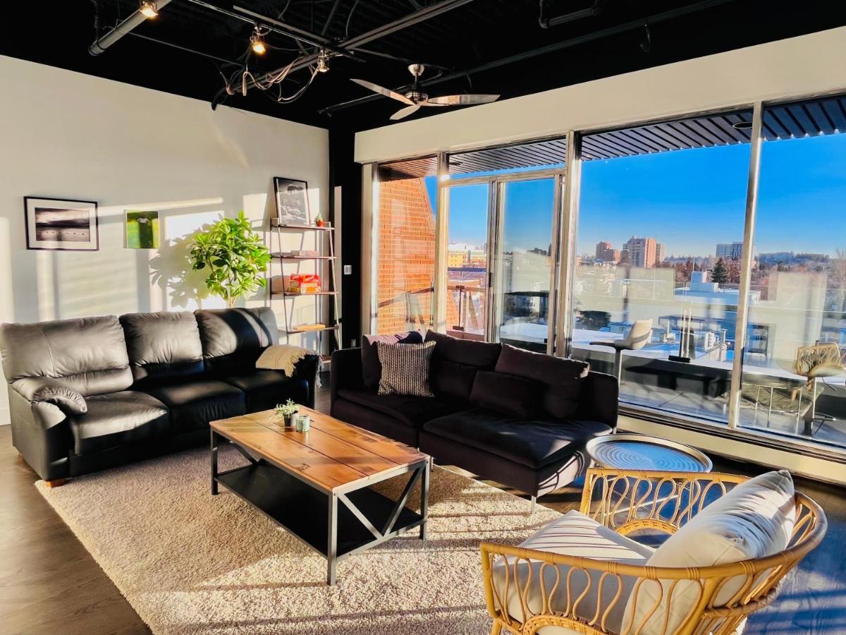 Sunny Penthouse On 17Th Ave, 1 Bedroom, 1 Loft Bed With Ladder, 1 Sofa Bed, Sleeps 6, Downtown YYC Dış mekan fotoğraf