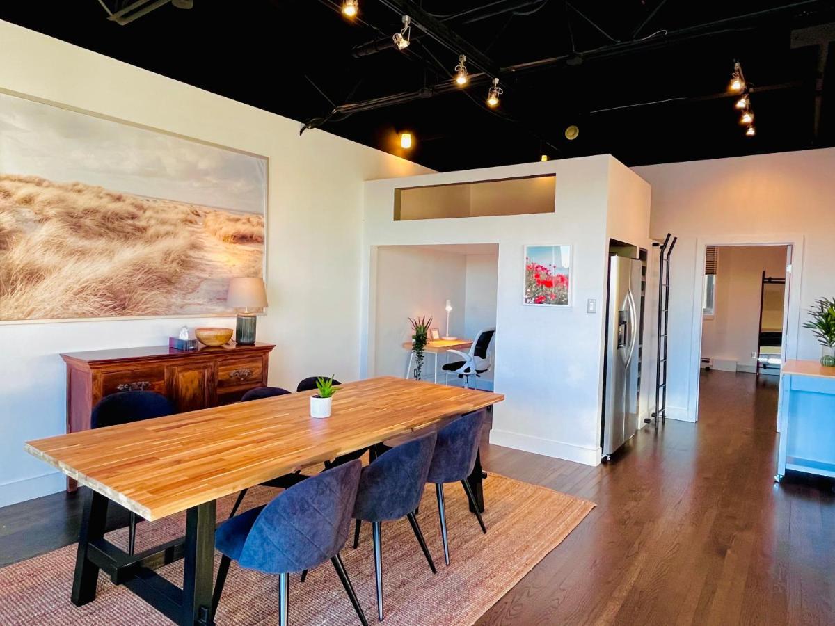 Sunny Penthouse On 17Th Ave, 1 Bedroom, 1 Loft Bed With Ladder, 1 Sofa Bed, Sleeps 6, Downtown YYC Dış mekan fotoğraf